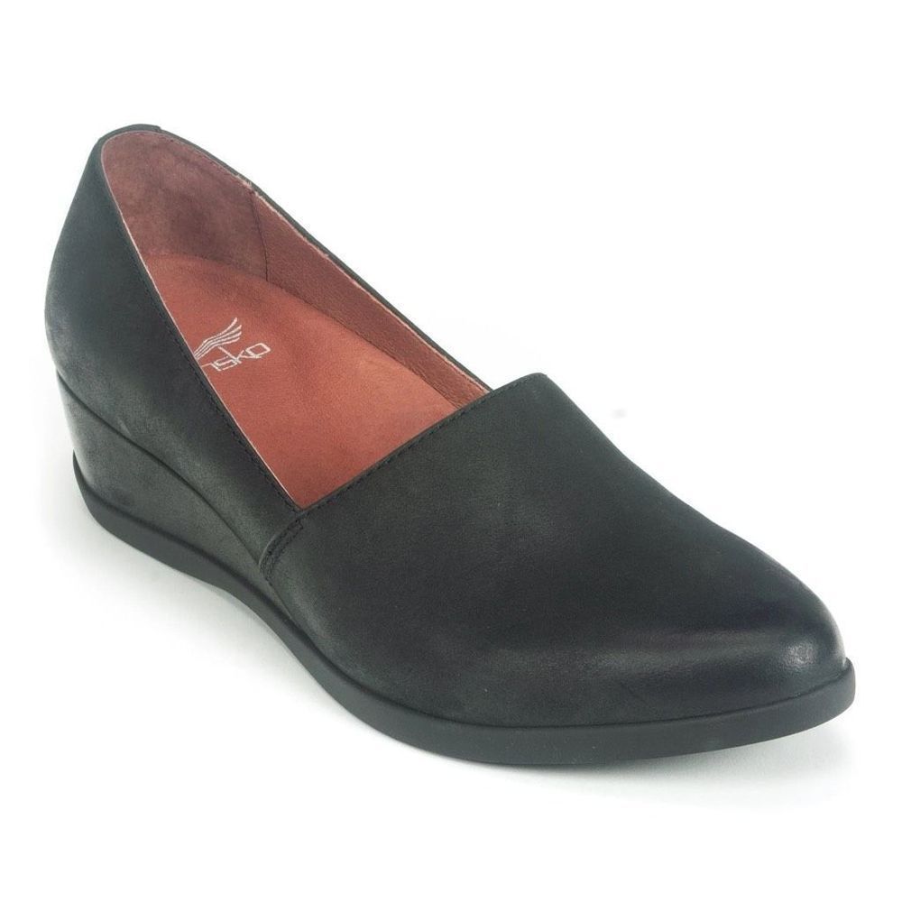Dansko Shanda slip on wedges size 39 (8.5-9)